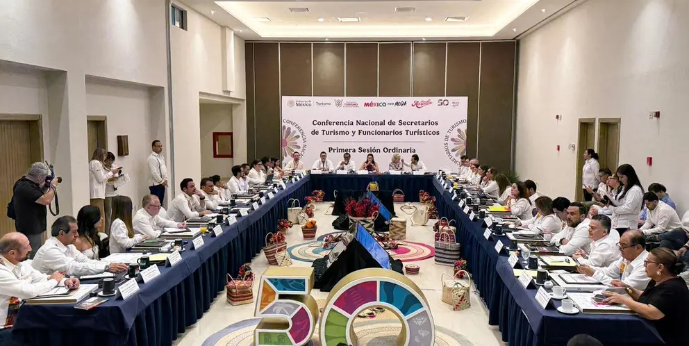 Representantes del sector tur&iacute;stico nacional se reunieron en el Tianguis Tur&iacute;stico para fortalecer la cooperaci&oacute;n regional.