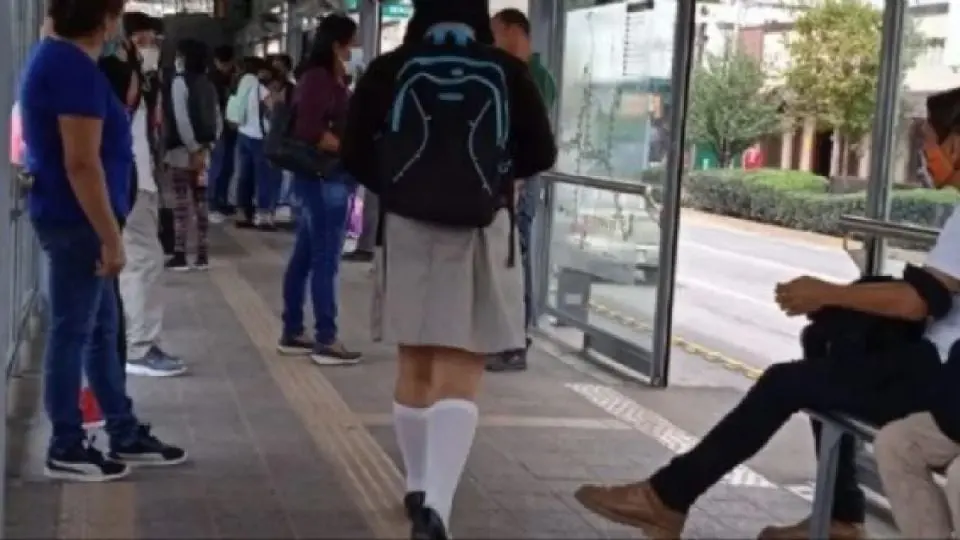 Crecen 500% apoyos educativos en Le&oacute;n; entregan 3 mil tarjetas de transporte.