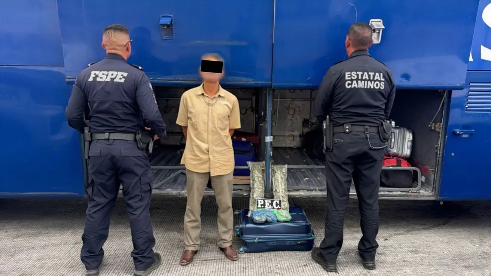 La detecci&oacute;n de la sustancia il&iacute;cita se deriv&oacute; de una revisi&oacute;n preventiva a la altura de la caseta de Cerro Gordo, sobre la carretera federal 45D.