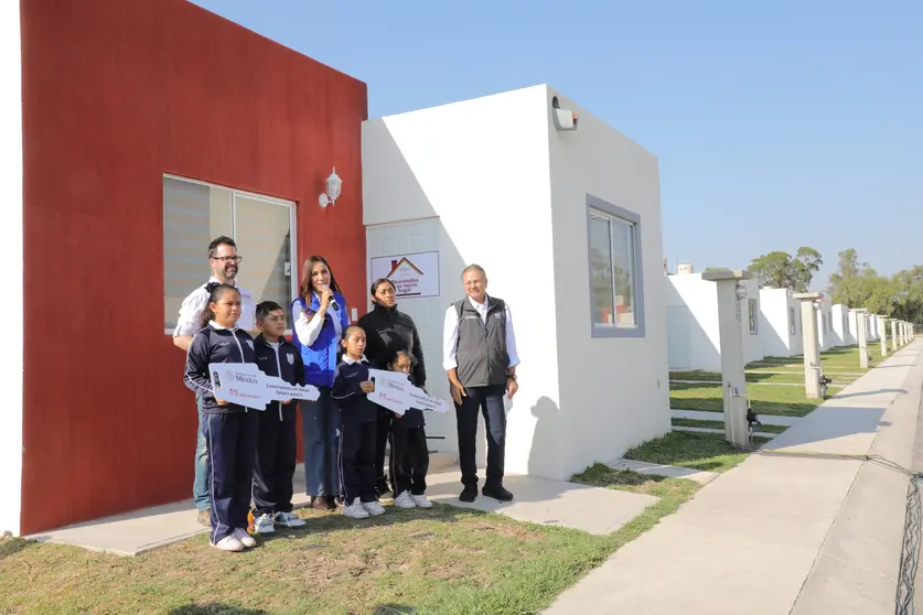 San Jos&eacute; de Iturbide concentr&oacute; las acciones de certeza jur&iacute;dica y desarrollo habitacional del noreste del estado; la jornada cerr&oacute; en San Luis de la Paz con la apertura del Mercado Hidalgo.