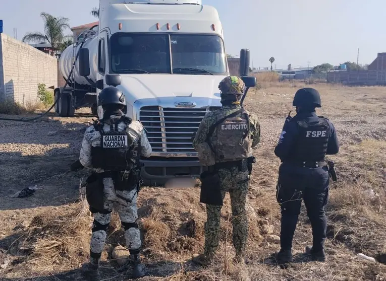 Aseguran c&eacute;lulas mixtas centro de almacenamiento de hidrocarburo en Celaya