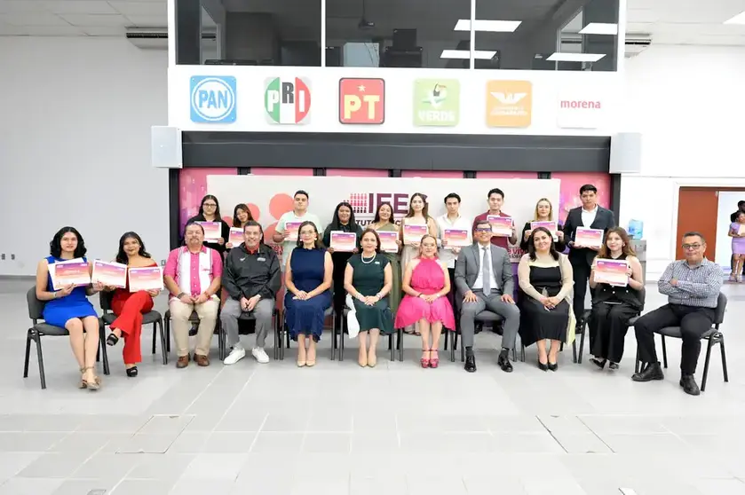 Premia IEEG a Juventudes Embajadoras por la Democracia
