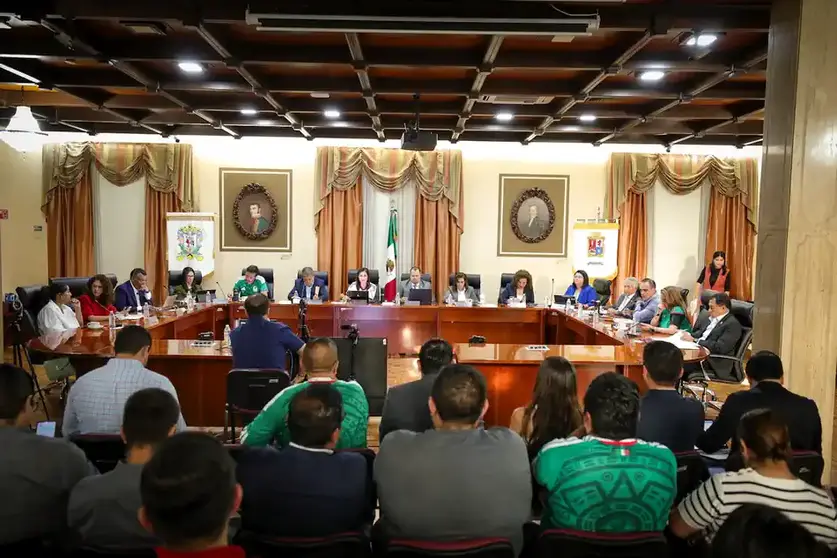 Ayuntamiento de Le&oacute;n revisa iniciativa para fortalecer controles administrativos a la Feria de Le&oacute;n