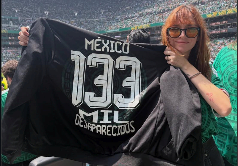 La actriz Regina Bland&oacute;n en apertura del campeonato FIFA 2026