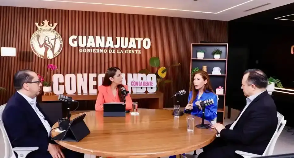 Libia Dennise reporta liderazgos de Guanajuato en el sector Salud