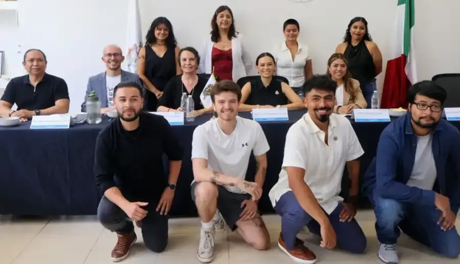 Reconectan con sus ra&iacute;ces a j&oacute;venes norteamericanos hijos de guanajuatenses