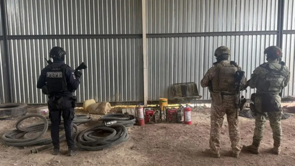 Asegura Secretar&iacute;a de Seguridad y Paz toma clandestina y m&aacute;s de 70 mil litros en Celaya