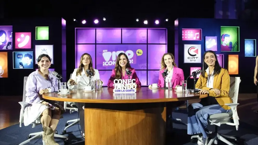 Encabeza Libia Dennise programa semanal y evento