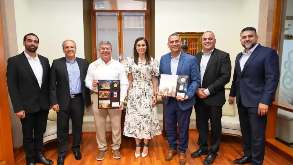 Le&oacute;n suscribe alianza con ciudades fronterizas para impulsar exportaciones