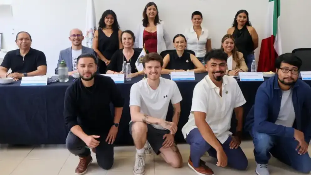 Reconectan con sus ra&iacute;ces a j&oacute;venes norteamericanos hijos de guanajuatenses
