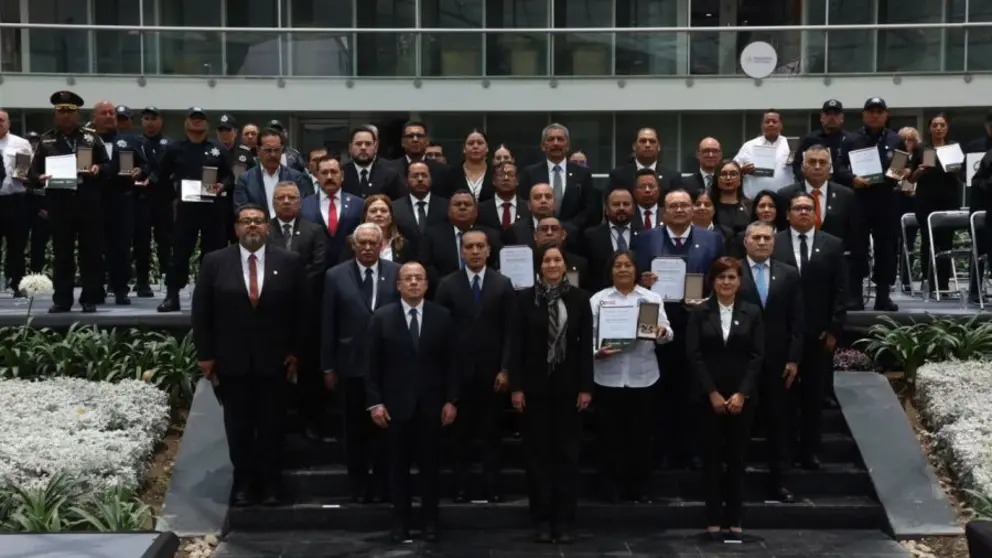 Guanajuatenses reciben Medalla al M&eacute;rito Penitenciario