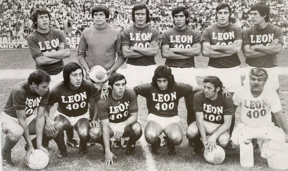 Imagen tomada del libro 'Pasión León', colección del Dr. Primo Quiroz Durán