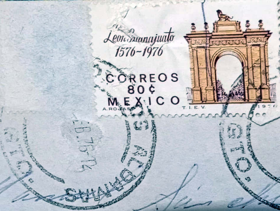 León 400, timbre conmemorativo