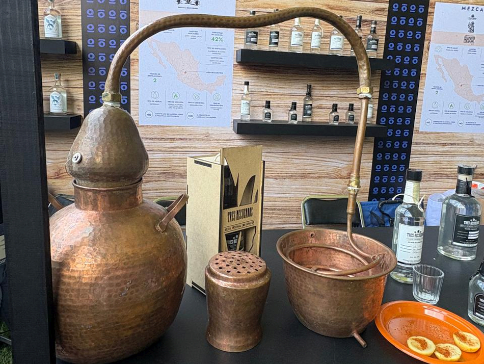 Alambique mezcalero - Foto, Maricruz Romero Ugalde